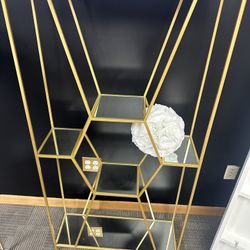 Gold Shelf
