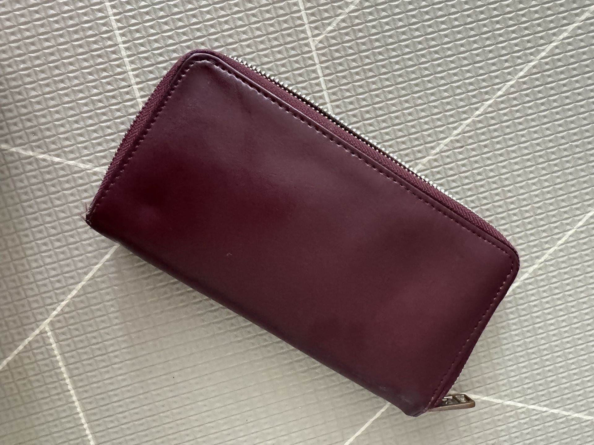 Marc Jacobs Long Zip Wallet