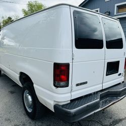 2006 Ford E-250