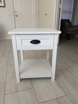 White Nightstand 20x24