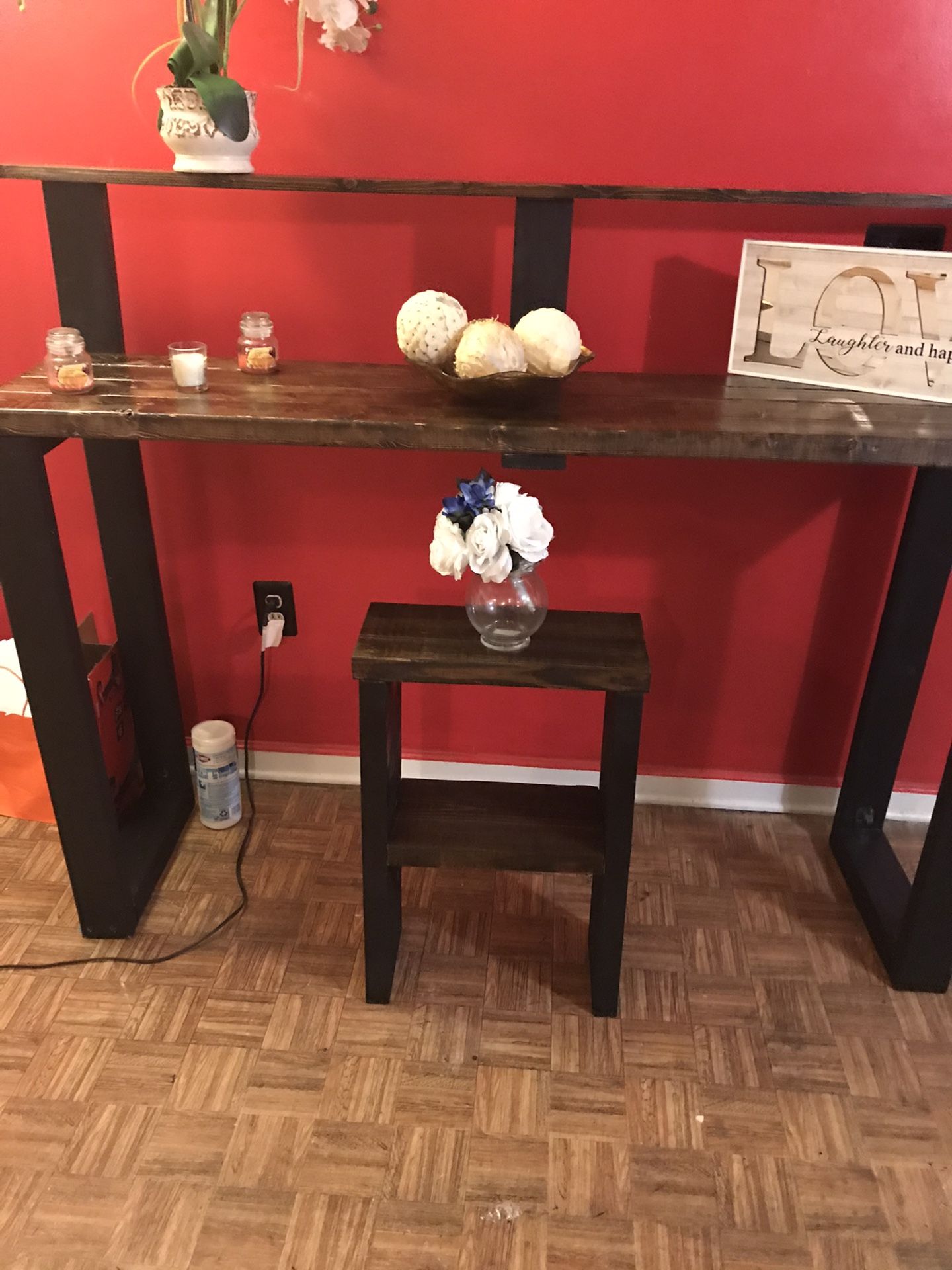 Expresso Stain Top Console With Matching Side Table