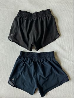 LULULEMON HOTTY HOT SHORTS SIZE 4 ($30 EACH)