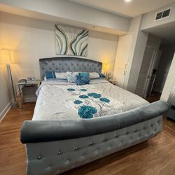 Mirrored Bedroom Set