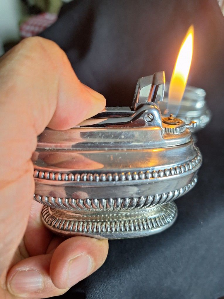 Ronson table Lighter