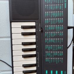 Yamaha Keyboard PSS-140