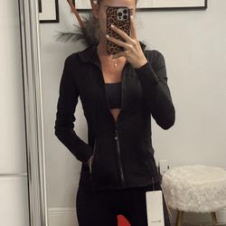Black Lululemon Define Jacket Nulu & Align No Line leggings “28 (full length) READ DESCRIPTION  