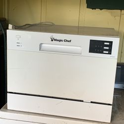 Magic Chef Compact Countertop Dishwasher, Portable Mini Dish Washing Machine for Kitchen Counter, 6 Plate Washer Capacity, White