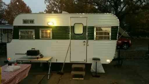 1969 Yellowstone Camper model 18S 18S