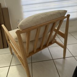 2 Wood Accent Chairs 