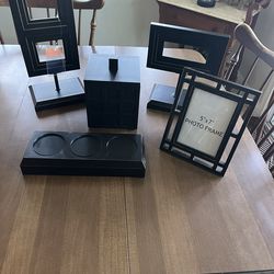 Deidra 5-Piece Black Accessory Set