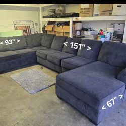 Sectional couch