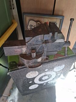 Heavy duty matco bench vise