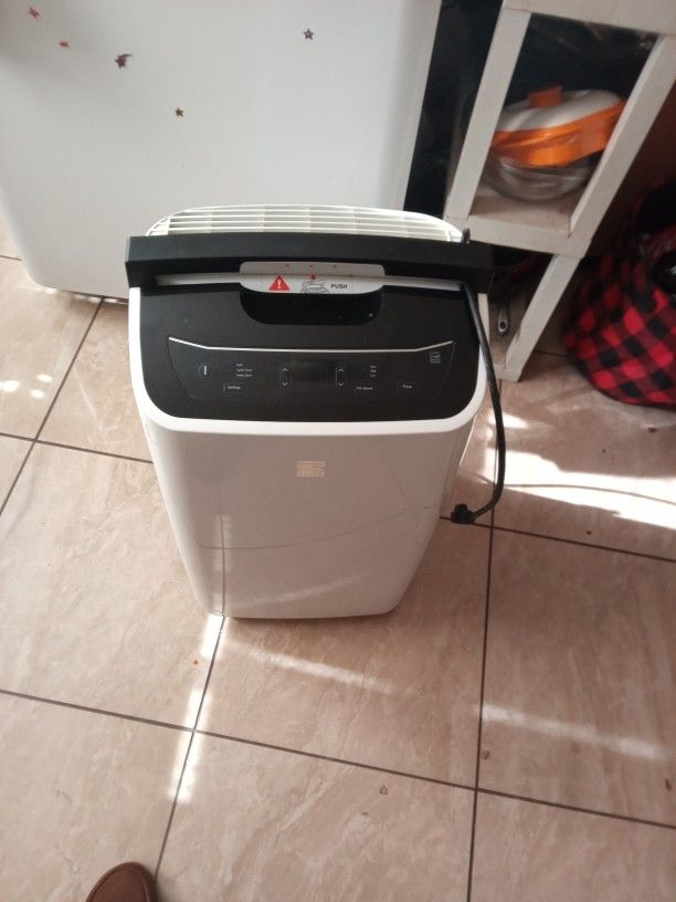 Dehumidifier Kenmore Elite