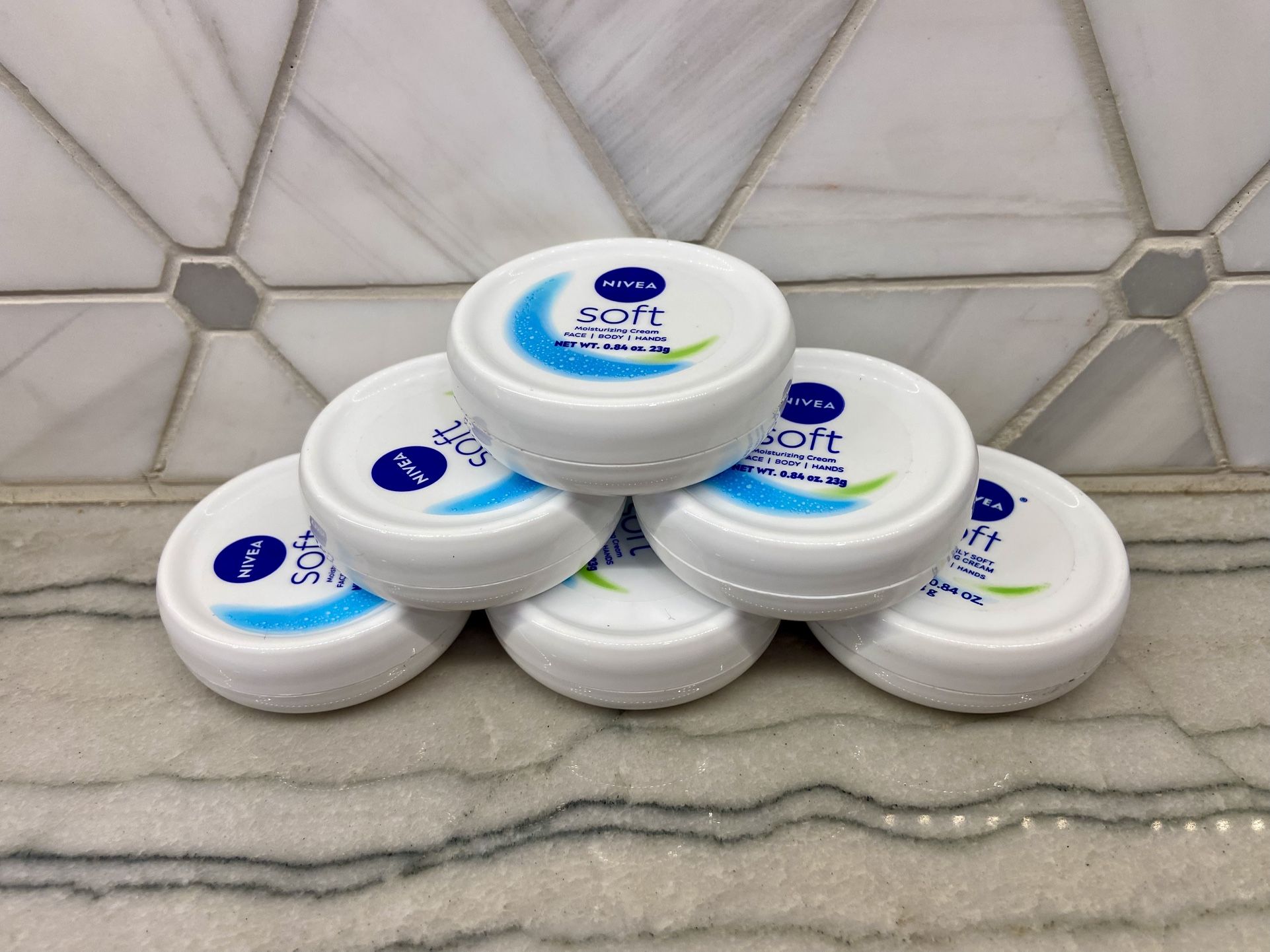 NIVEA Soft Refreshingly Soft Moisturizing Cream for Face, Body and Hands, Jojoba Oil, 0.84 oz. New/unopened.