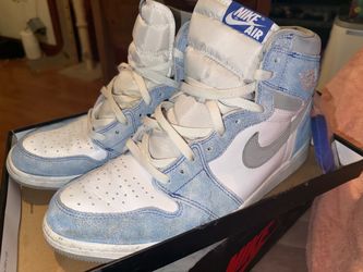 Air Jordan 1 Retro High OG “Hyper Royal” Size 13 w/ OG Box