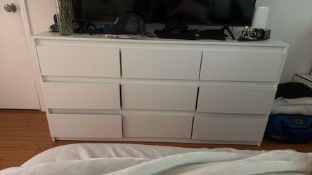 White 9-Drawer Double Dresser