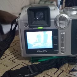 Fujifilm Finepix 3800 3.2mp 6x Optical Zoom Dijital Camera