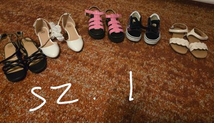 Kids Size 1 Shoes Bundle – 4 Pairs