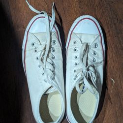 Converse White Low Top Mens 6.5 Womens 8.5