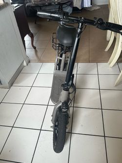 Electric scooter very good condition