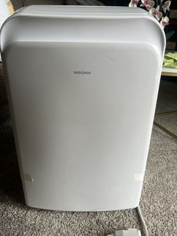 Insignia AC Unit 8000btu