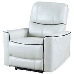 Luxurious And Modern Light Gray Power Recliner. 