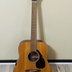 Yamaha FG700S Acoustic Guitar