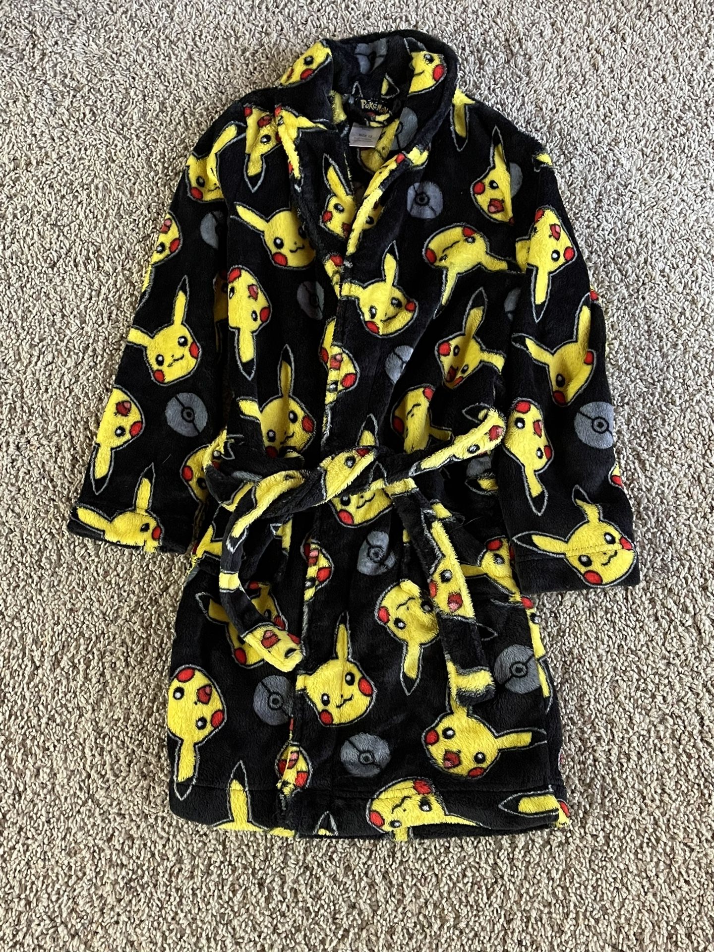 Pokémon Pikachu Robe