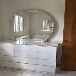 Dresser and mirror