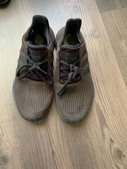 Adidas Swift Run Knit Sneakers – Men’s Brown/Black 10.5