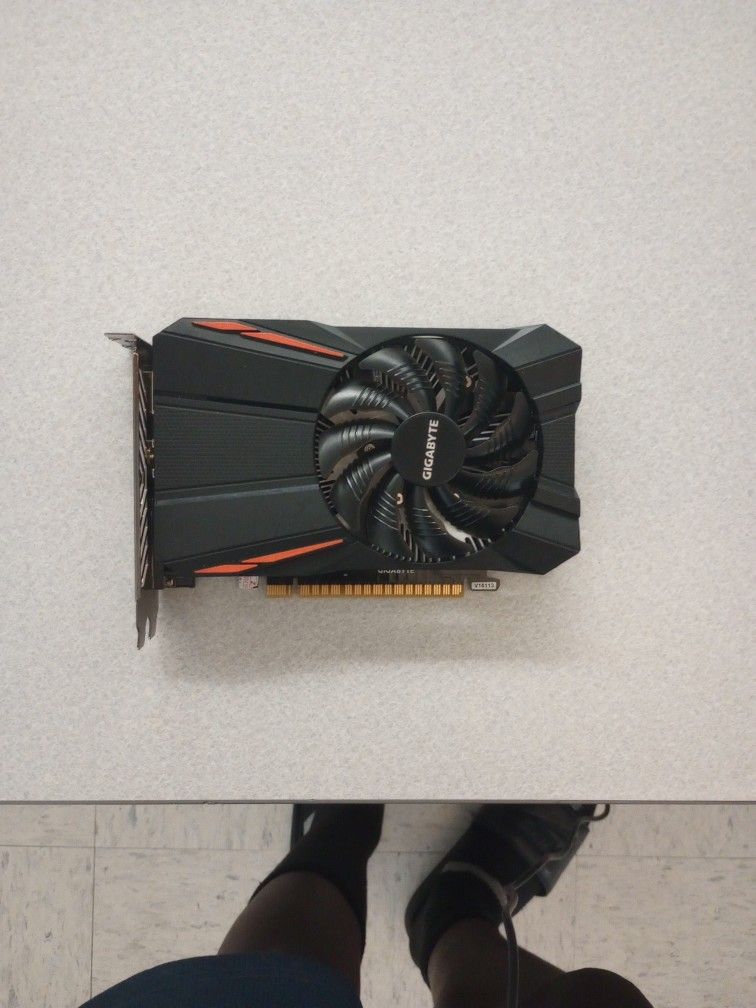 GIGABYTE  GeForce GTX 1050 Ti D5