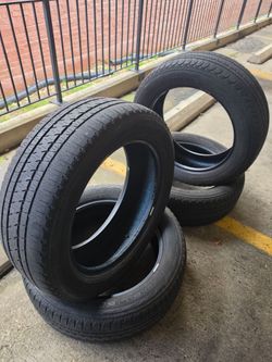 Set of 4 Bridgestone Dueler Tires