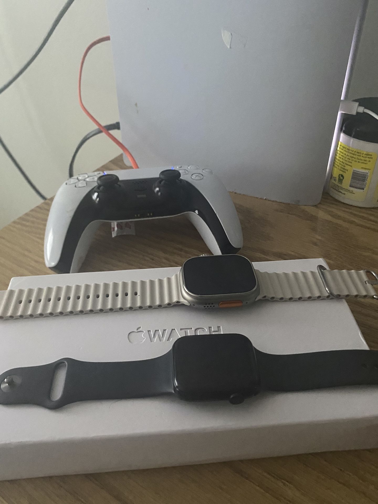 3 Apple Watches 2 Brands New Ultras And1 Used Se