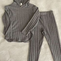 Girls Winter Clothes Size 8 $25