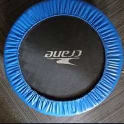 "Trampoline "Small Like New Condition !! 