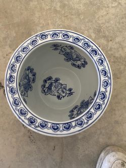 Oriental blue and white planter pot