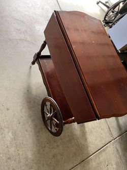 Tea cart