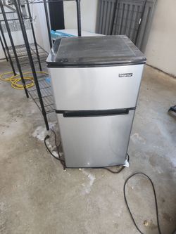 The Magic Chef 2-Door Mini Refrigerator