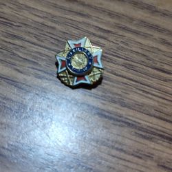 Veterans Of Farin War Pin.
