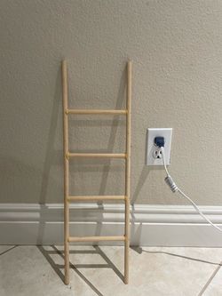 Free Small Decorative Wood Ladder