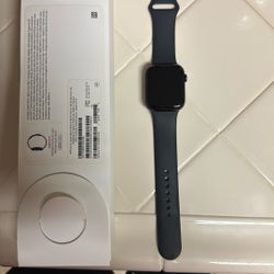 Apple Watch 8 45mm