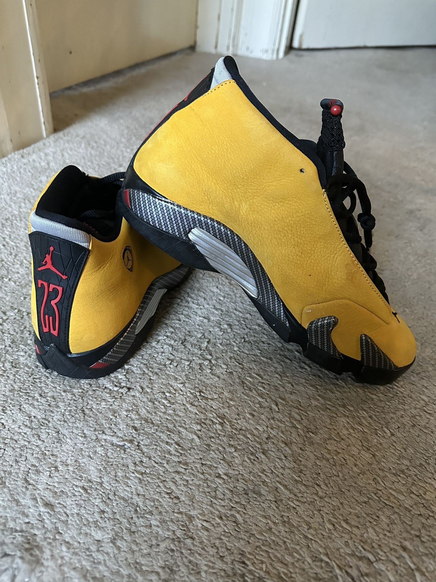 Jordan Retro 14 Ferrari
