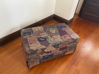 Ottoman with storage