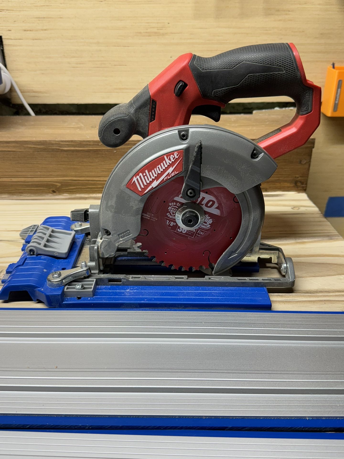 Milwaukee M12 5-3/8” Circular Saw & Kreg Accu-Cut