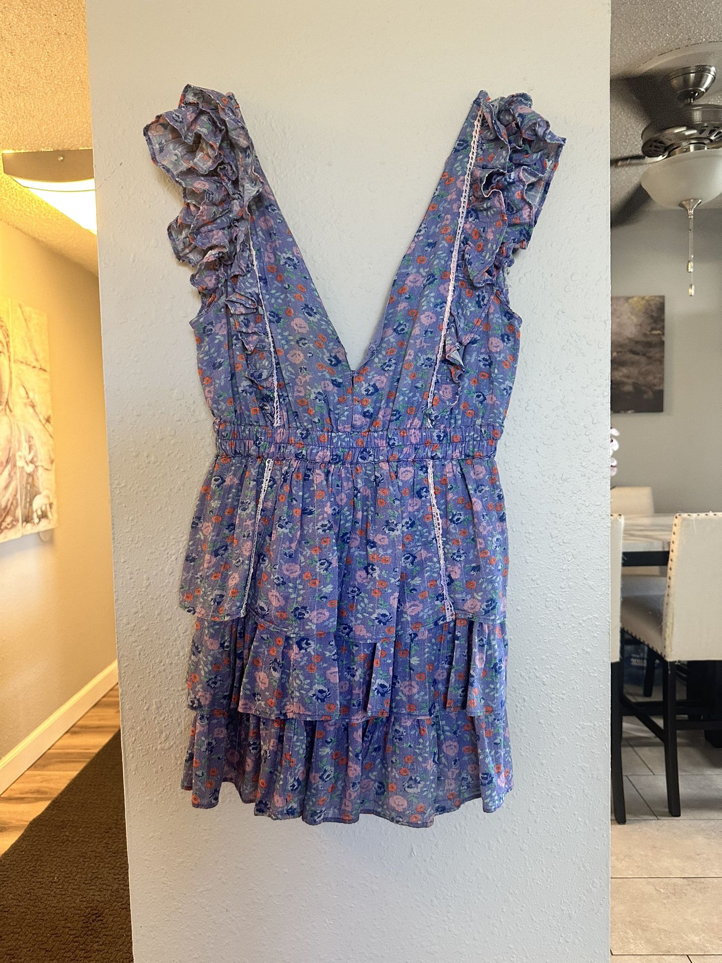 Beautiful spring/summer dress perfect for the beach & picturess