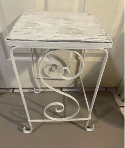 Plant Stand
