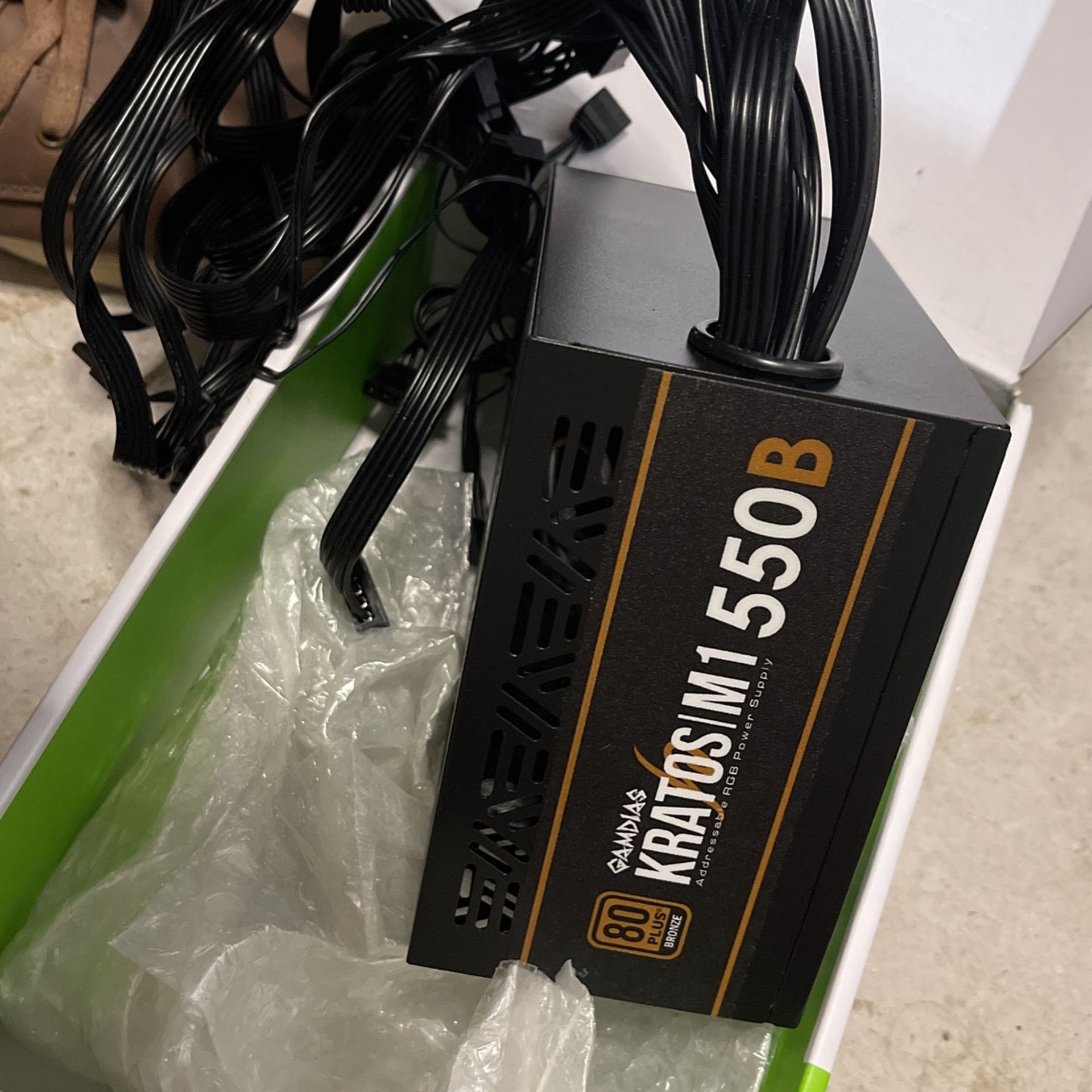 Corsair CX550 ATX POWER SUPPLY