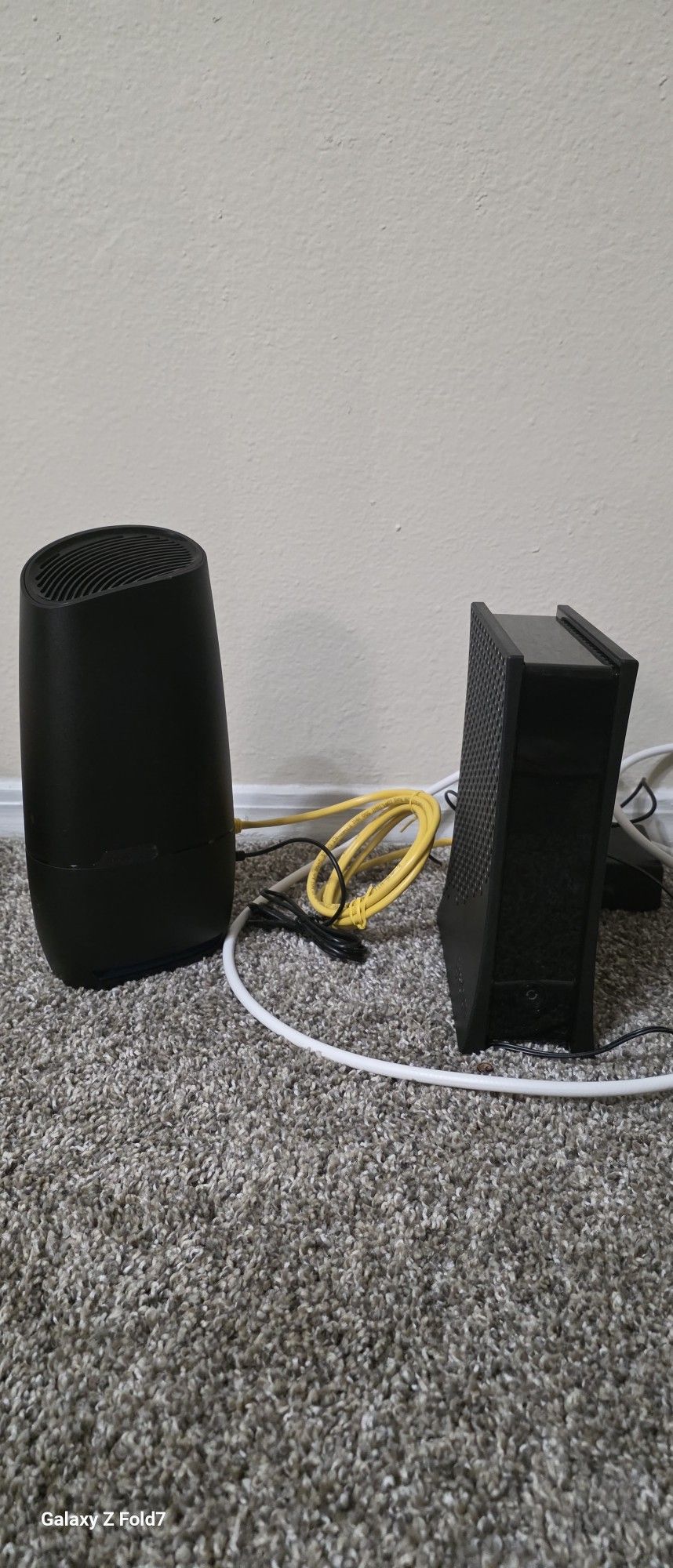 Wi-Fi Router and Modem Set