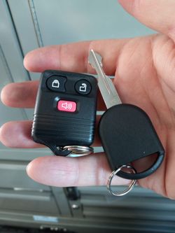 Auto parts keys, remotes, flip keys, key fobs