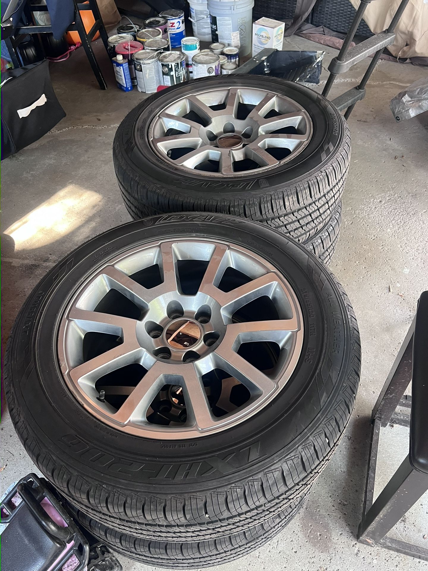 YUKON DENALI OEM WHEELS AND TIRES 20 INCH